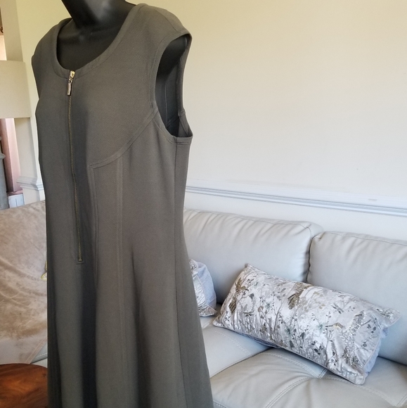 roz&ALI Olive Green Dress - Picture 7 of 14